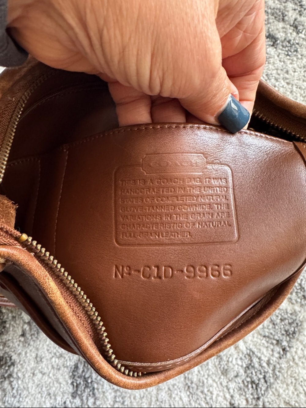 VINTAGE COACH BAG LEGACY ZIP #9966 BRITISH TAN LEATHER SHOULDER BAG CROSSBODY - Picture 10 of 11